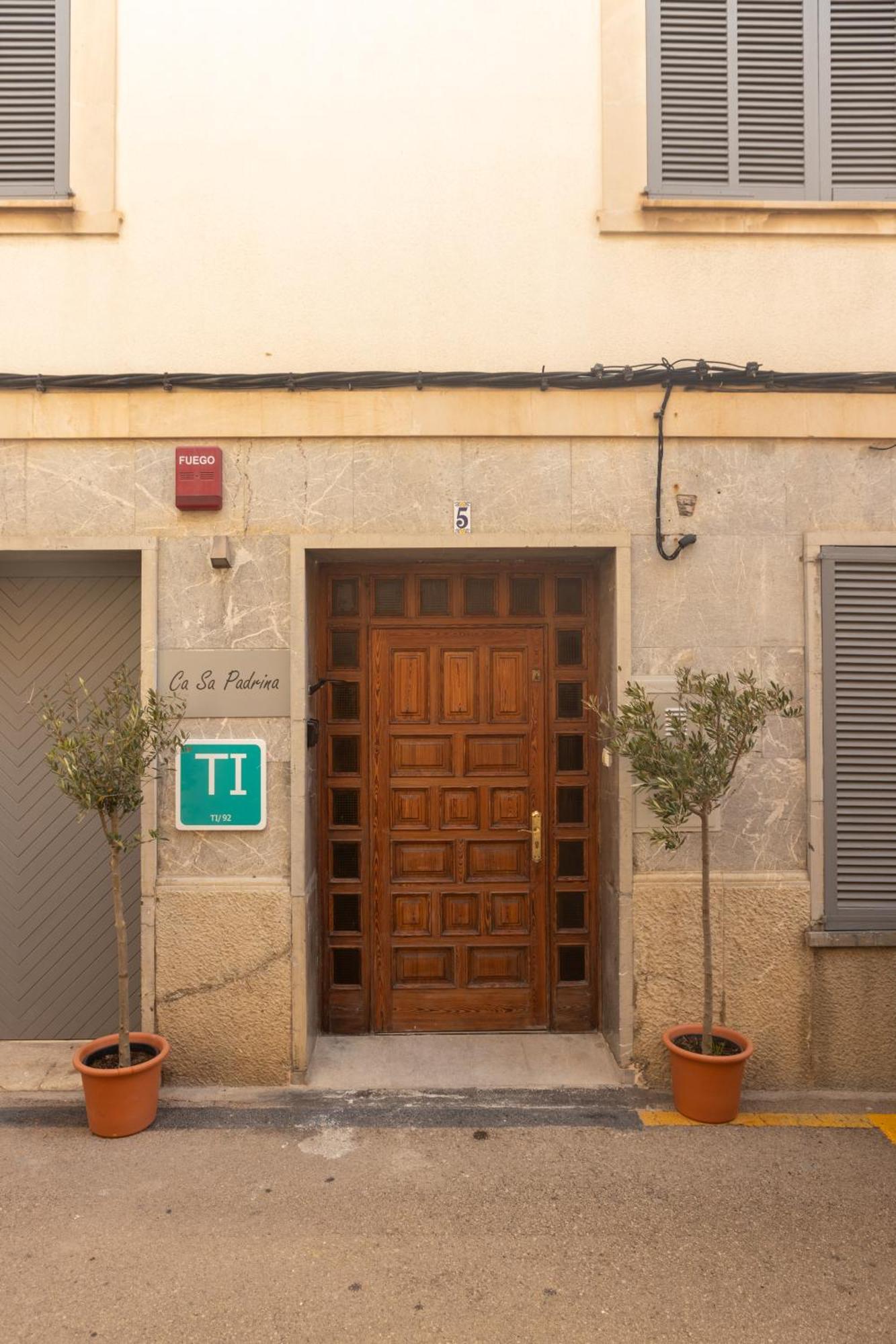 Ca Sa Padrina D'Arta-Turismo De Interior Hotel Luaran gambar